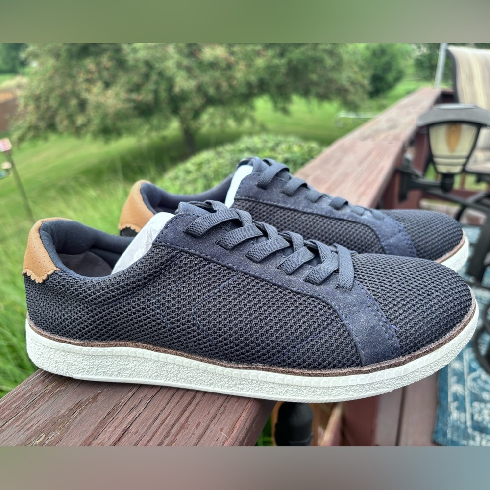 Dr. Scholl's Womens Seaside Blue Casual and Fashion Sneakers 8W New - Picture 3 of 7